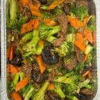 Best Tray—Beef Black Mushroom Broccoli in Roseville, CA